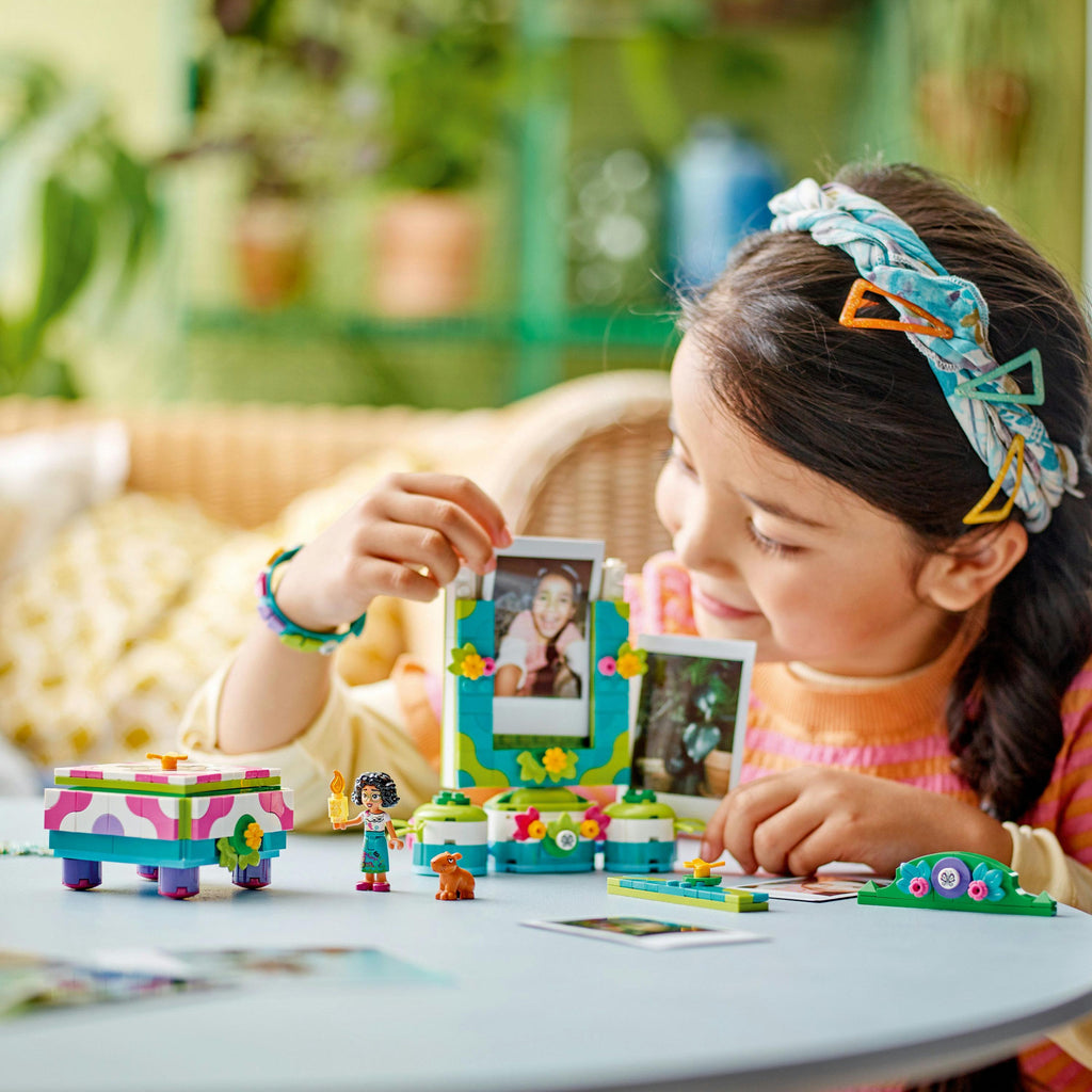 43239 LEGO Disney Princess Mirabel's Photo Frame and Jewelry Box