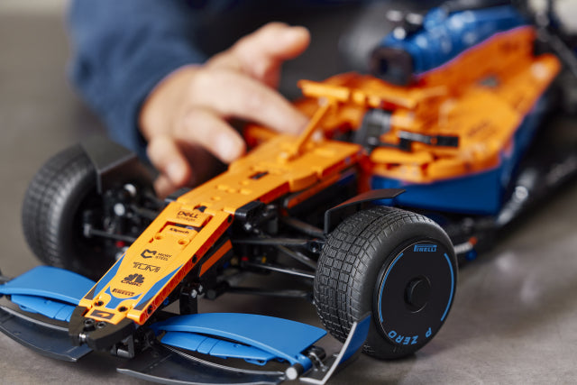 42141 LEGO Technic McLaren Formula 1 Race Car