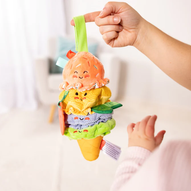30750 Melissa & Doug Ice Cream Take-Along Toy