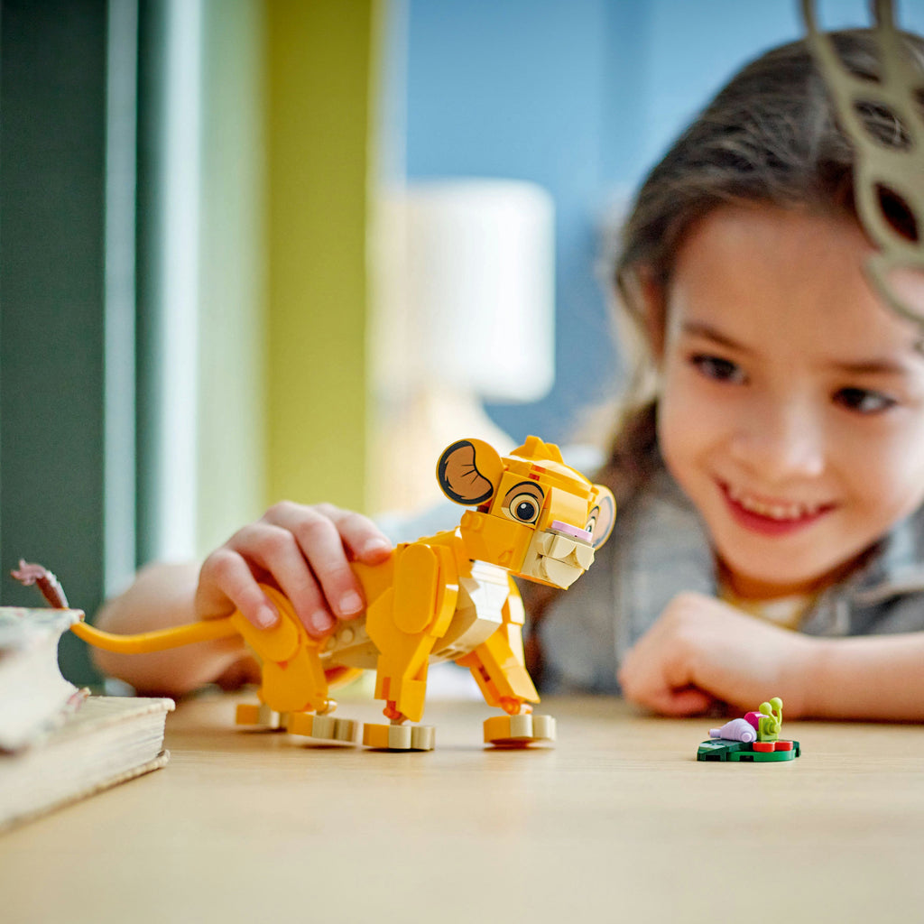 LEGO® ǀ Disney Simba the Lion King Cub Playset 43243