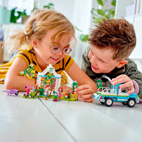 41707 LEGO Friends Tree-Planting Vehicle