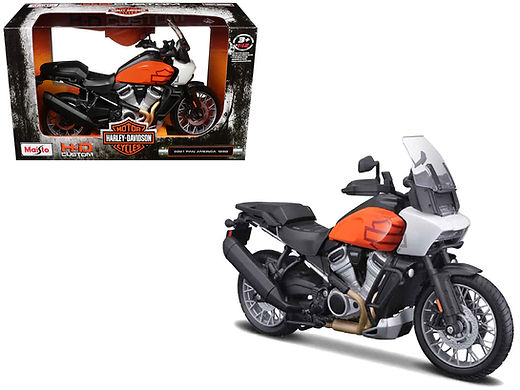 Maisto 1/18 Harley Davidson with Stand Asst Each