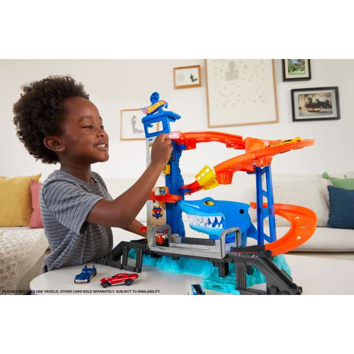 Hot Wheels City Shark Escape Track Set