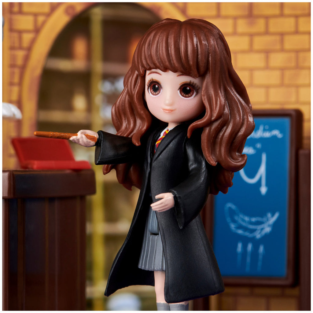 Wizarding World MM Charms Classroom