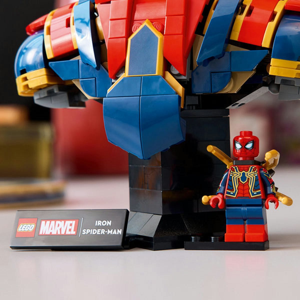LEGO® ǀ Marvel Iron Spider-Man Bust Collectible Adult Building Set 76326