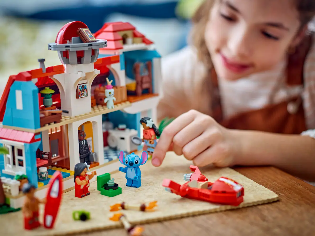 LEGO® Disney™ Lilo and Stitch Beach House 43268