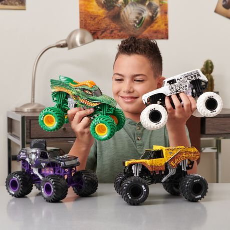 Monster Jam 1:24 Collector Die Cast Each