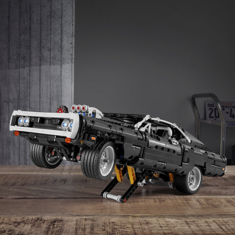 42111 LEGO Technic Dom's Dodge Charger